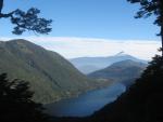 2008-04-25 Running up the Three Lakes Trail in Huerquehue Park